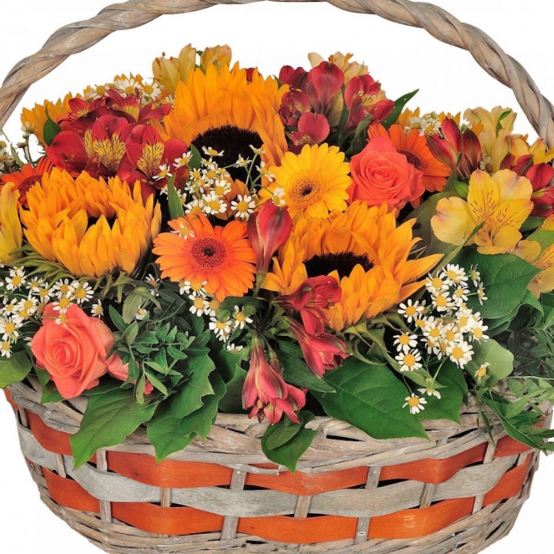 Букет сборный "Чудо в корзине"